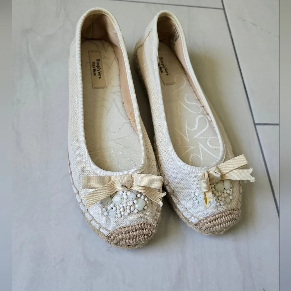 Simply Vera Wang Women's shoes size 6